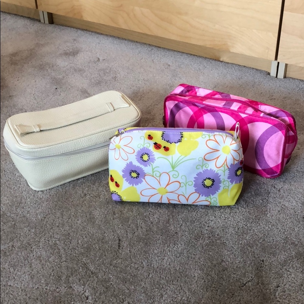 Clinique Travel Cosmetic Cases